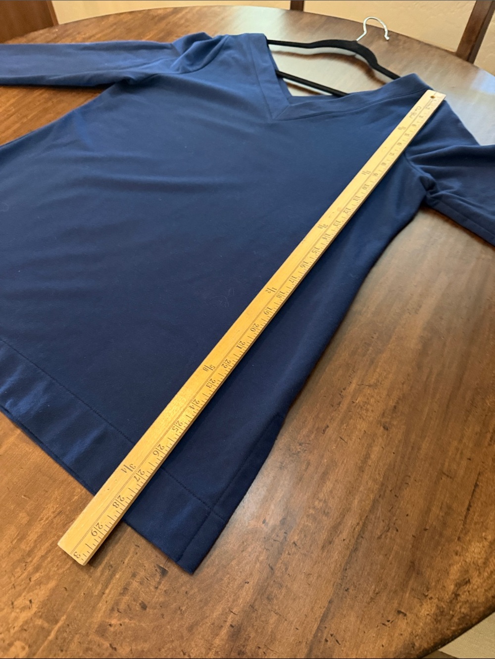 Women's V-Neck Long Sleeve Top in Deep Blue Size 1 - Picture 7 of 10